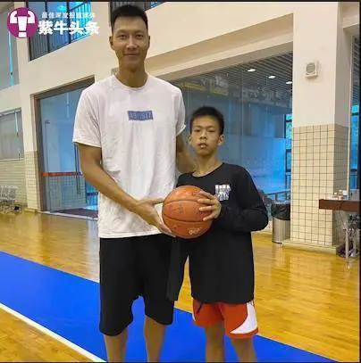 篮球训练技术动作视频下载教程_0